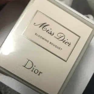 Christian Dior 花漾迪奧淡香水30ml~CD全新專櫃正貨封膜包裝~Miss Dior