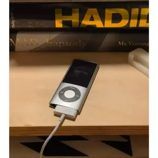 Apple 蘋果 iPod nano5 二手 正版 附配件 隨身聽 MP3 聽力 運動 戶外 學生機 中古機 收藏機