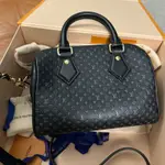 正品LOUIS VUITTON 路易威登 LV M22595 SPEEDY20 BANDOULIèRE 波士頓包黑