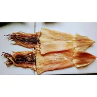 在飛比找蝦皮購物優惠-魷魚吊片乾（100-125克/1尾 10尾送一）阿根廷魷魚 