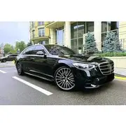 Save 5.00%! Private Transfer: Madrid Airport MAD to Madrid in Luxury Car