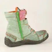 Womens Winter Leather Boots Simple Short Plush with Slip-on Closure Breathable and Anti-slip Features