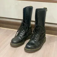 在飛比找PopChill優惠-[二手] Dr Martens 14孔 馬丁靴 馬汀大夫鞋