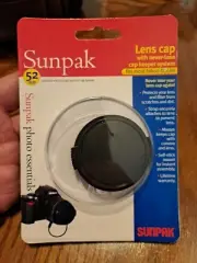 Nikon DSLR Sunpak Lens Cap & Cap Keeper 52mm New in Sealed pack