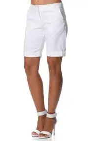 Target Ladies Sateen Walk Shorts size 16 Colour White