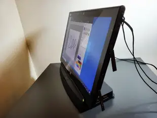 日本製 富士通 Fujitsu Q704 12.5吋平板電腦 (i5/128G ssd) 附底座 手寫筆 989g