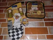 KITCHEN SET OF POT HOLDERS AND OVEN MIT