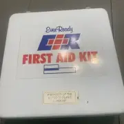 EVER READY INDUSTRIAL/24 UNIT FIRST AID KIT WITH METAL BOX MOUNTABLE #7