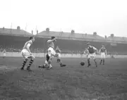 Douglas Clarke Walthamstow Avenue Thomas Brown Ipswich Town Waltha- Old Photo
