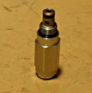 JLG EIRV RELIEF CARTRIDGE 2300 PSI 8036788 (FOR ACCUMULATOR CHARGE VALVE)