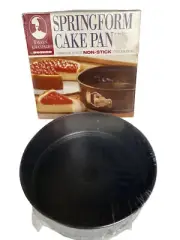 Baker’s Advantage Springform Cake Pan 9” Round Non-Stick
