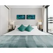 Popular Downtown Apt/rooftop