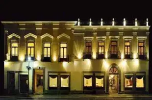 聖萊昂納多普埃布拉帕拉西奧酒店