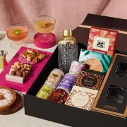 Cocktail Selection with Cocktail Shaker & Champagne Coupe Hamper