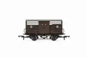 Hornby R60287 OO Gauge SR Cattle Wagon SR Brown 53698
