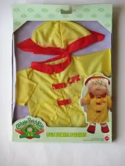 1996 Cabbage Patch Kids Rain Slicker Fashion NRFB