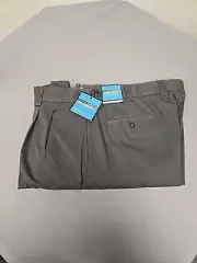 George Foreman Men's Comfort Collection Slacks, NWT, Size 44/34 - B104
