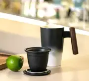 Ceramic Steeping Tea Cup Infuser Lid Wooden Look Handle Grey