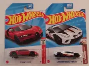 Hot Wheels Lamborghini Huracán Sterrato/Bugatti Chiron (Lot of 2)