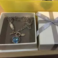 在飛比找Yahoo!奇摩拍賣優惠-專櫃 Lucy’s 項鍊 藍色水晶愛心項鍊 有盒裝 九成新
