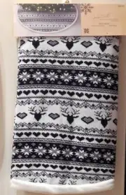 Tree Skirt ~Jaclyn Smith 48" Knit Skirt Black And White Fair Isle ~MRSP$29.99