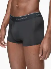 Calvin Klein Men;s Micro Stretch Low Rise Trunk -3 Pack nb2569