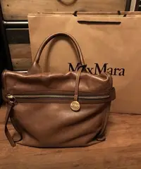 在飛比找Yahoo!奇摩拍賣優惠-Max Mara 副牌 max&co 咖啡色真皮包原價 25