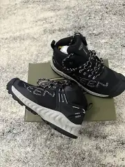 New Women’s KEEN Nxis Evo Mid Waterproof Hiking Boots Shoes Black / Blue Glass