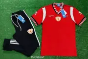 Adidas Men's Manchester United FC Retro Jersey & Pants, Red/Black, Size S