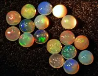 在飛比找Yahoo!奇摩拍賣優惠-叮jewel💯%虹彩蛋白石/歐珀。Rainbow Opal 