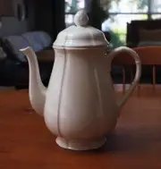 Vintage Villeroy & Boch Manoir VITRO-Porcelain Coffee Pot