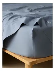 [Vue] Stonewashed Cotton Fitted Sheet in Denim