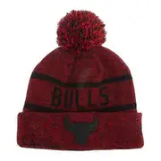 New Era Jake Chicago Bulls Knitted Bobble Beanie Red One Size