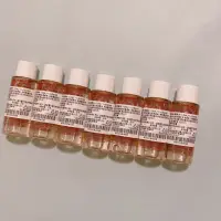 在飛比找蝦皮購物優惠-克蘭詩 clarins 水蜜桃潔顏水 10ml *7罐 全新