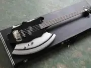 Gene Simmons Guitar Cort Style 4-String Bass Axe Rock KISS Firehawk + hardcase