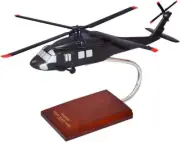 US Army Sikorsky UH-60L Black Hawk Desk Top Display Model 1/48 SC Helicopter New