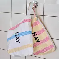 在飛比找ETMall東森購物網優惠-丹麥HAY Candy Stripe Wash Bag系列條