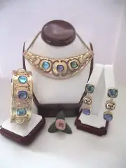 Brighton "AMALIA" Gold Collar Necklace-Earring-Bracelet Set (MSR$232) NWT/Pouch