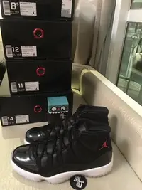 在飛比找Yahoo!奇摩拍賣優惠-9.5全新 NIKE AIR JORDAN 11 RETRO