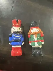 Ceramic Nutcracker Salt & Pepper Shakers Christmas Holiday Tiered Tray Decor NIB