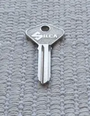 Alfa Romeo Alfetta GT GTV 1972 - 1984 Lamborghini Espada key blank FAB1