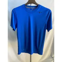 在飛比找蝦皮購物優惠-Nike DRI fit 男M 吸濕排汗衣