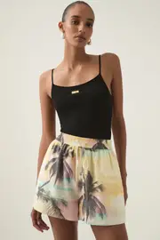 Paradise Short