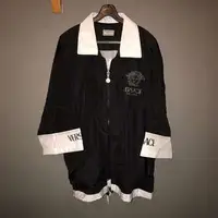 在飛比找旋轉拍賣優惠-Versace Sport 風衣