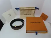 LV M9306U Louis Vuitton Essential V 30mm Belt w/ box + original gift receipt NEW