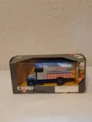 1986 Corgi Classics Renault Van In Package