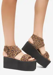 [Lemon Drop by Privileged] Tan Leopard Bibestie Platform Sandals