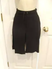NWT $ 26 SB PERFORMANCE BLACK BERMUDA EXERCISE WALK SHoRT size SMALL