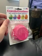 Cupcake Creations Pink No Muffin Pan Required 32 Baking Cups New!