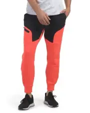 Large NWT Men's Under Armour Coral/Black Unstoppable Fleece Joggers